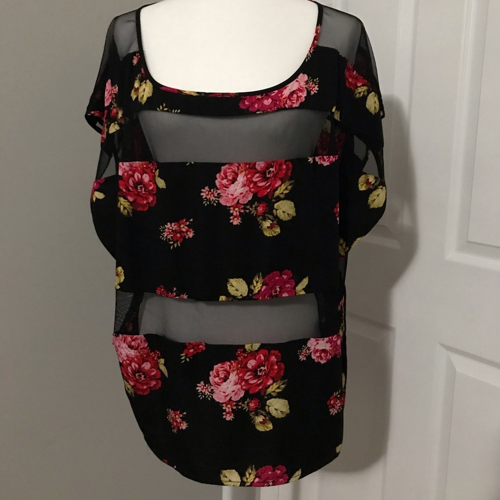 Life is coming up roses! Rose summer shirt.